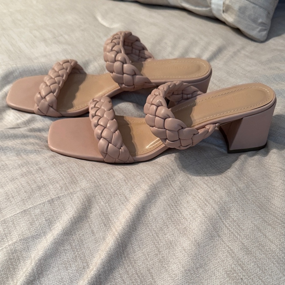 Onyx Blush/Nude Braided Sandals - Picture 2 of 6